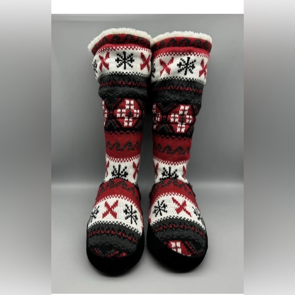 Cozy Patterned Holiday Boots - Picture 6 of 14